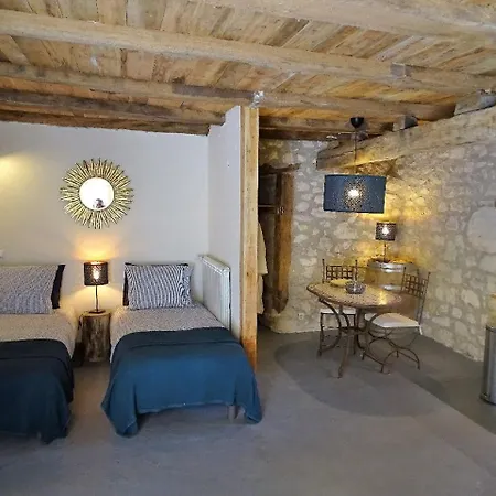 Cave Le Vieux Manoir Apartment Valeilles Exterior photo